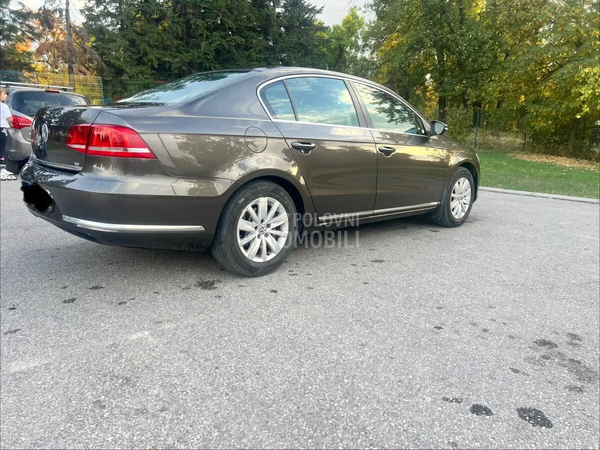 Volkswagen Passat B7 2013 photo 4
