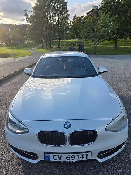 BMW 1 Series 2012 photo 2