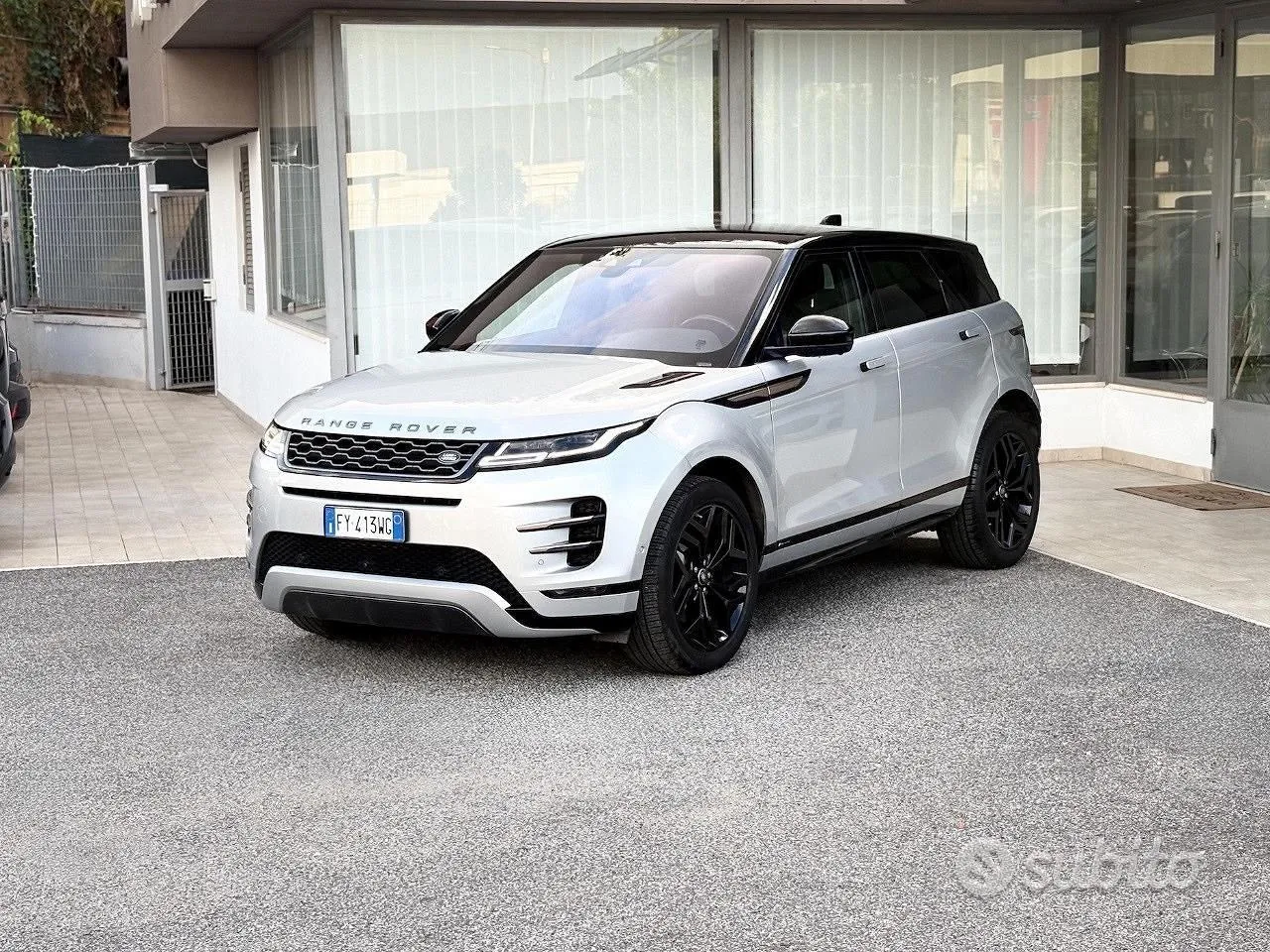 Land Rover Range Rover Evoque 2019 photo 3