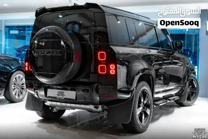 Land Rover Defender 2024 photo 3