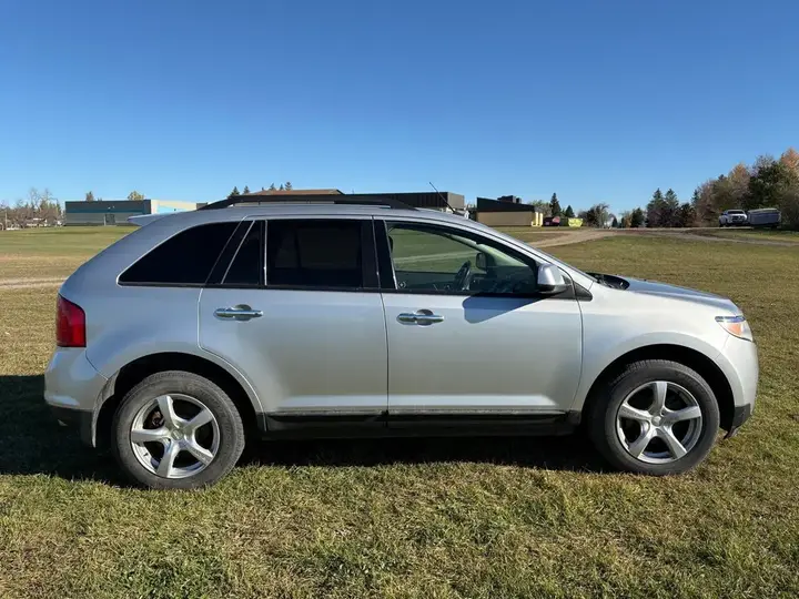 Ford Edge 2011 photo 4