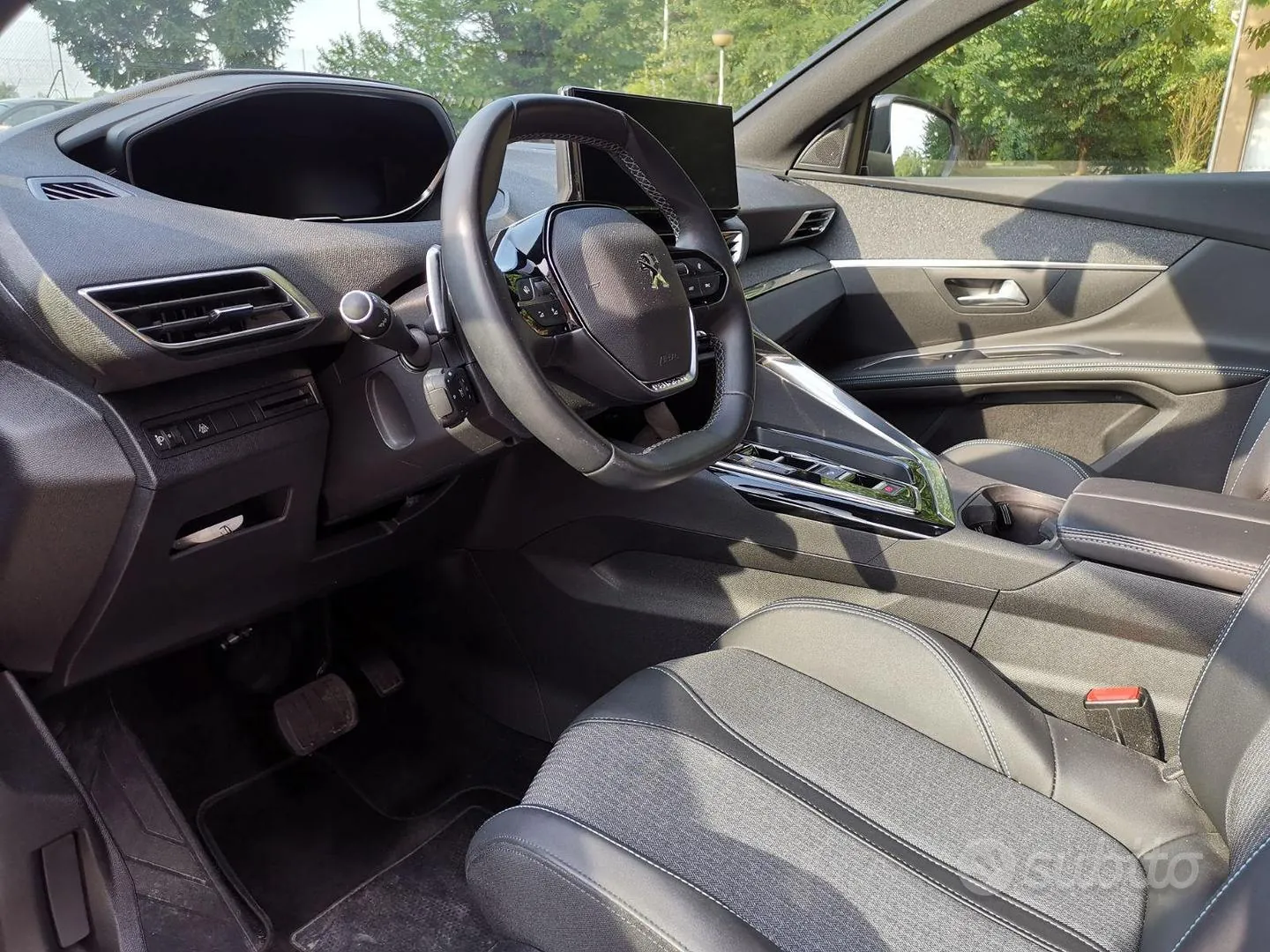 Peugeot 5008 2023 photo 4