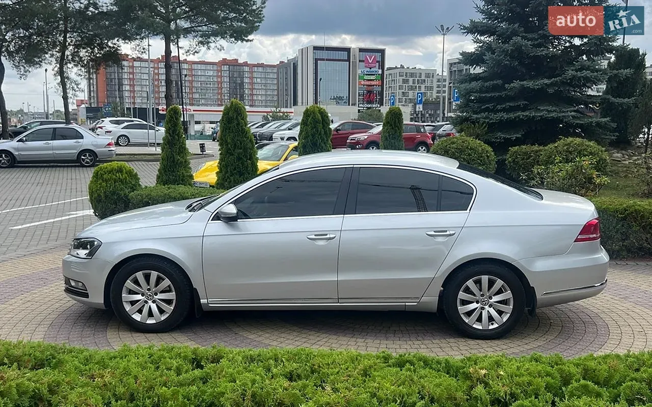 Volkswagen Passat 2011 photo 4