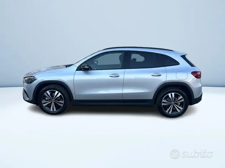 Mercedes-Benz Gla 2026 photo 4