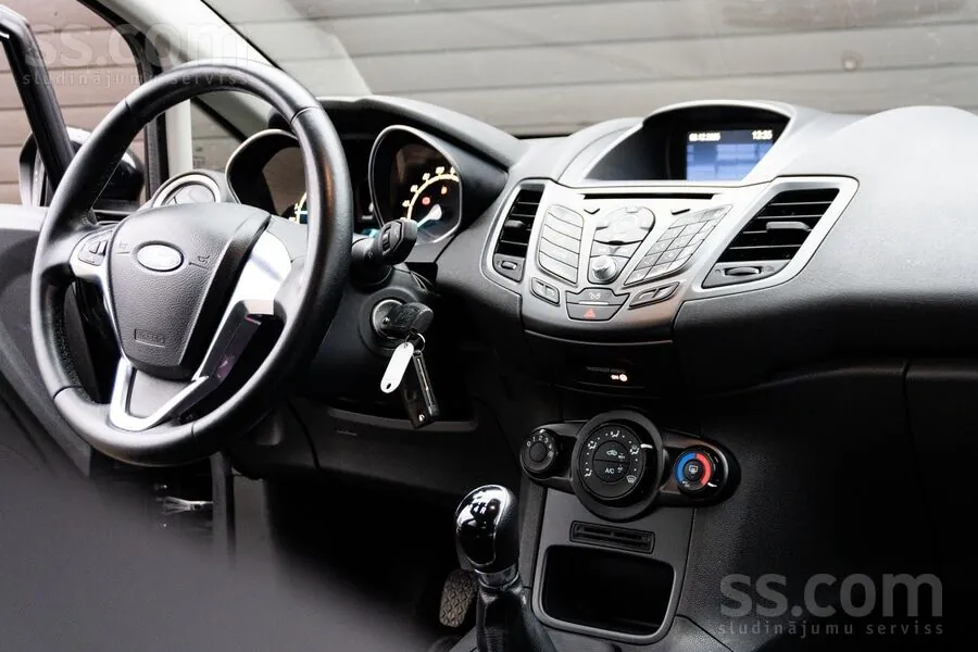 Ford Fiesta 2016 photo 5
