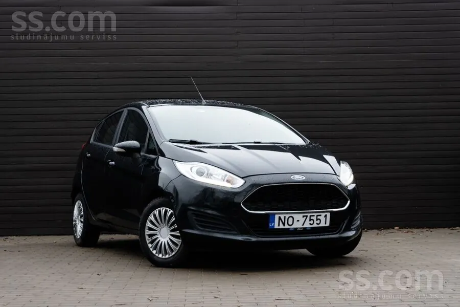 Ford Fiesta 2016 photo 2