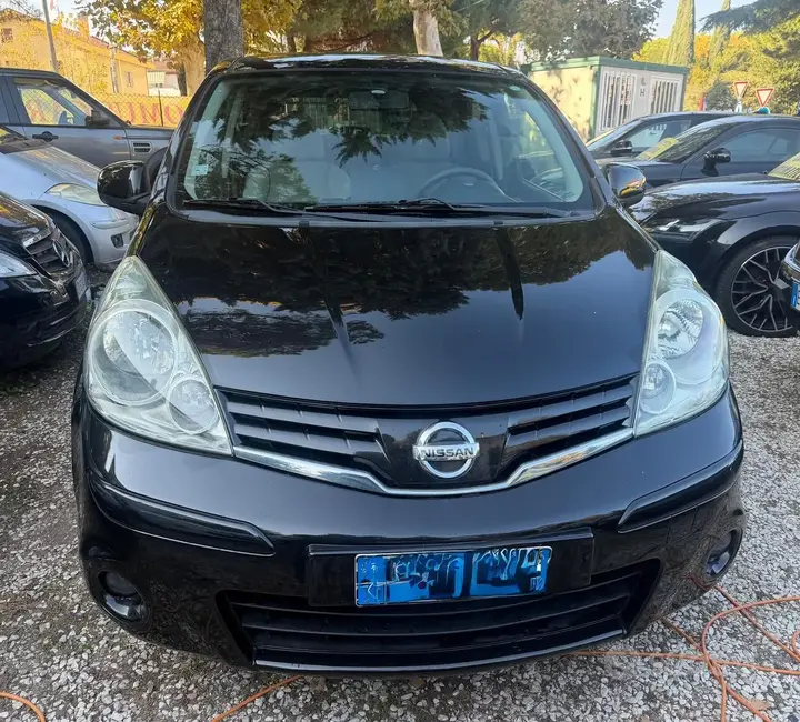 Nissan Note 2009 photo 2