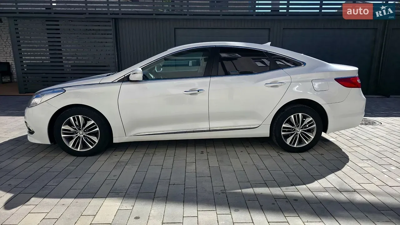 Hyundai Grandeur 2015 photo 5