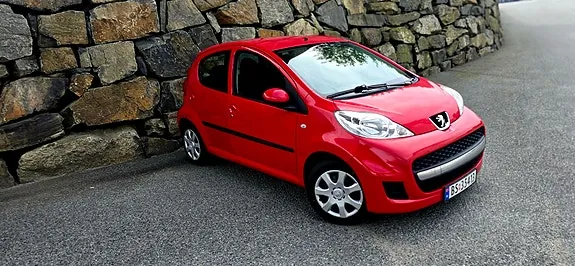 Peugeot 107 2011 photo 3