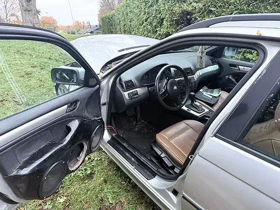 BMW 320I 2004 photo 4