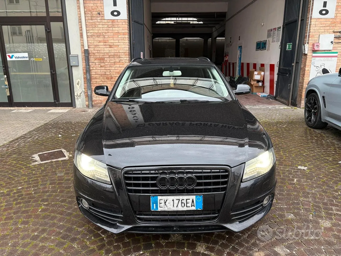 Audi A4 2011 photo 3