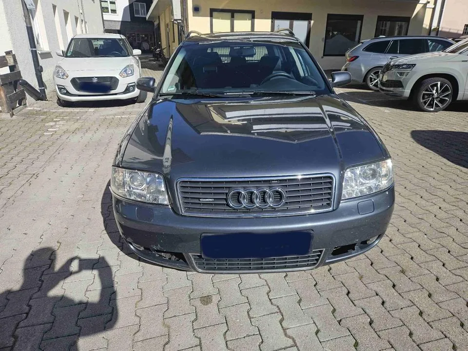 Audi A6 Avant