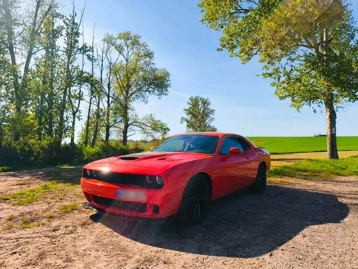 Dodge Challenger