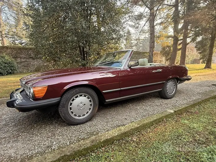 Mercedes-Benz 380 Sl 1985 photo 2