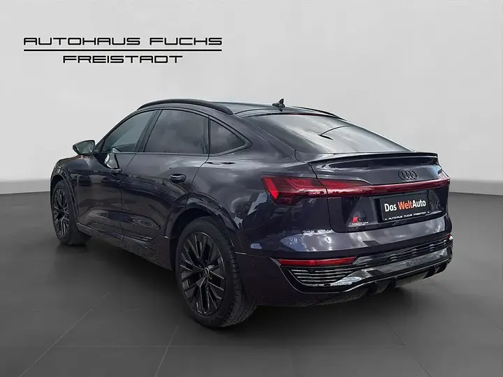 Audi Q8 2024 photo 3