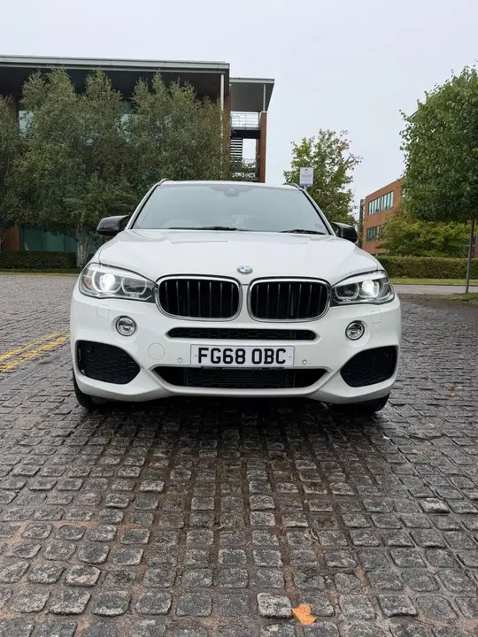 BMW X5 2018 photo 3