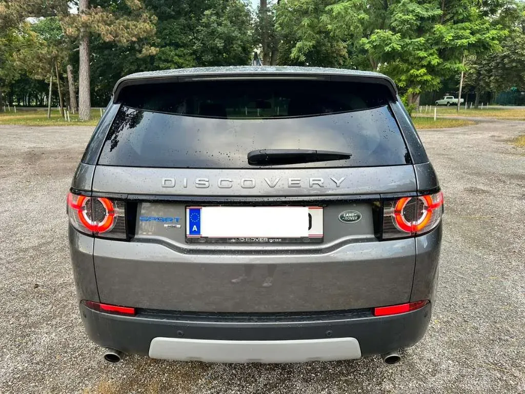 Land Rover Discovery Sport 2017 photo 3