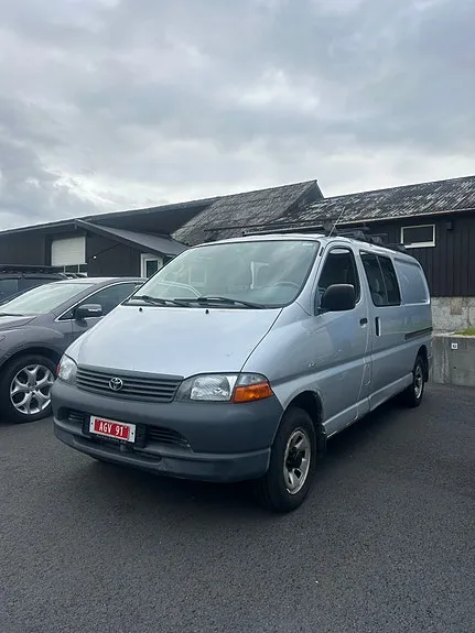 Toyota Hiace Combi
