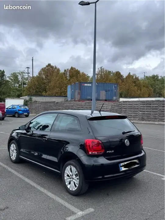 Volkswagen Polo 2013 photo 2