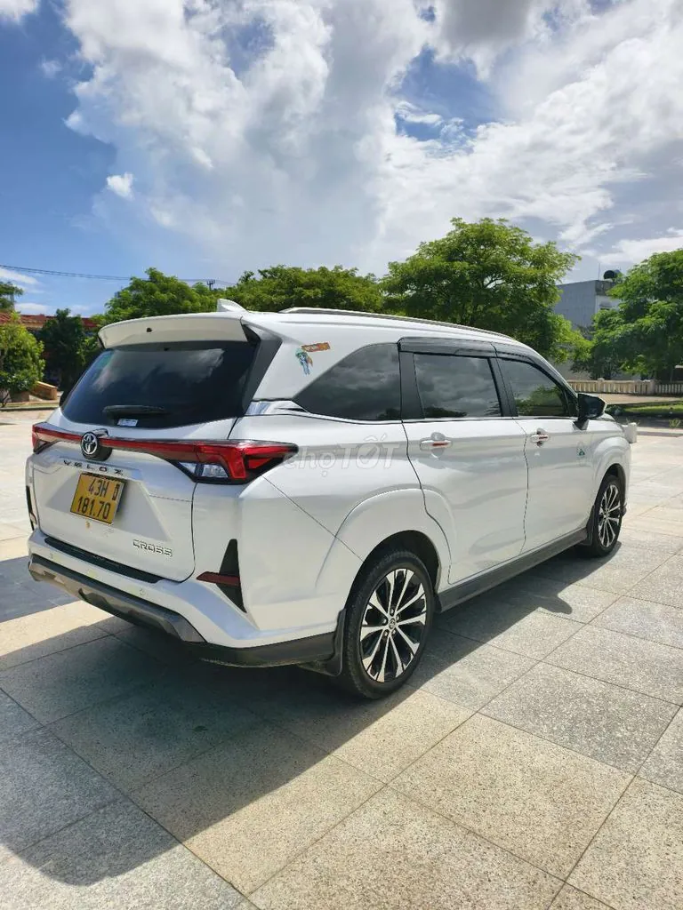 Toyota Veloz Cross 2025 photo 4