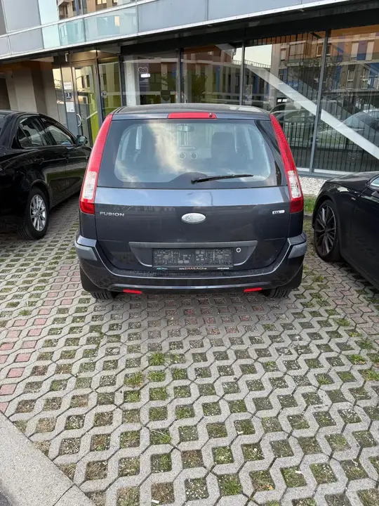 Ford Fusion 2006 photo 2