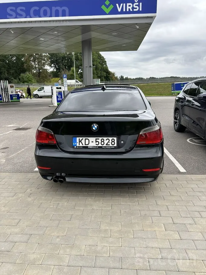 BMW 530D 2006 photo 3