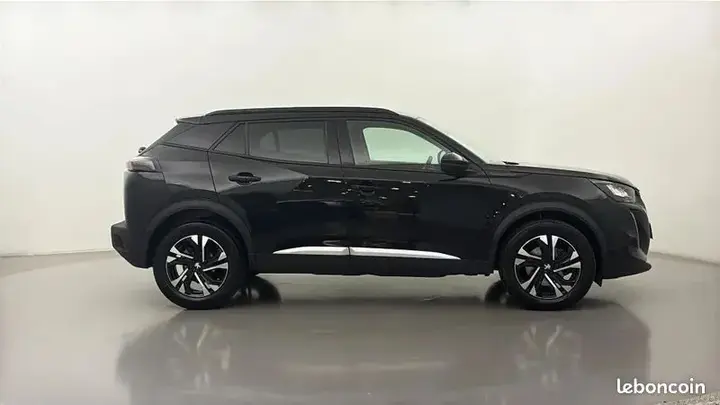 Peugeot 2008 2021 photo 4