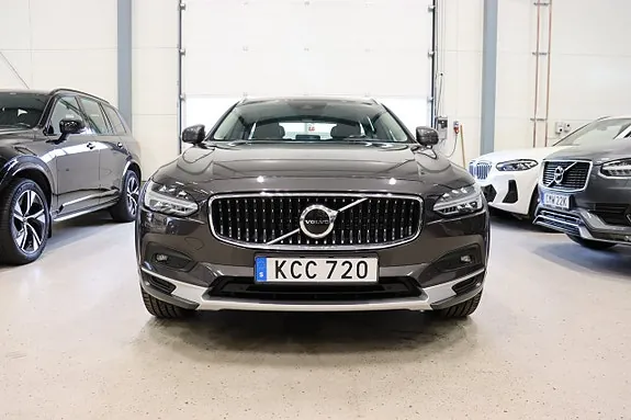 Volvo V90 Cross Country 2021 photo 3