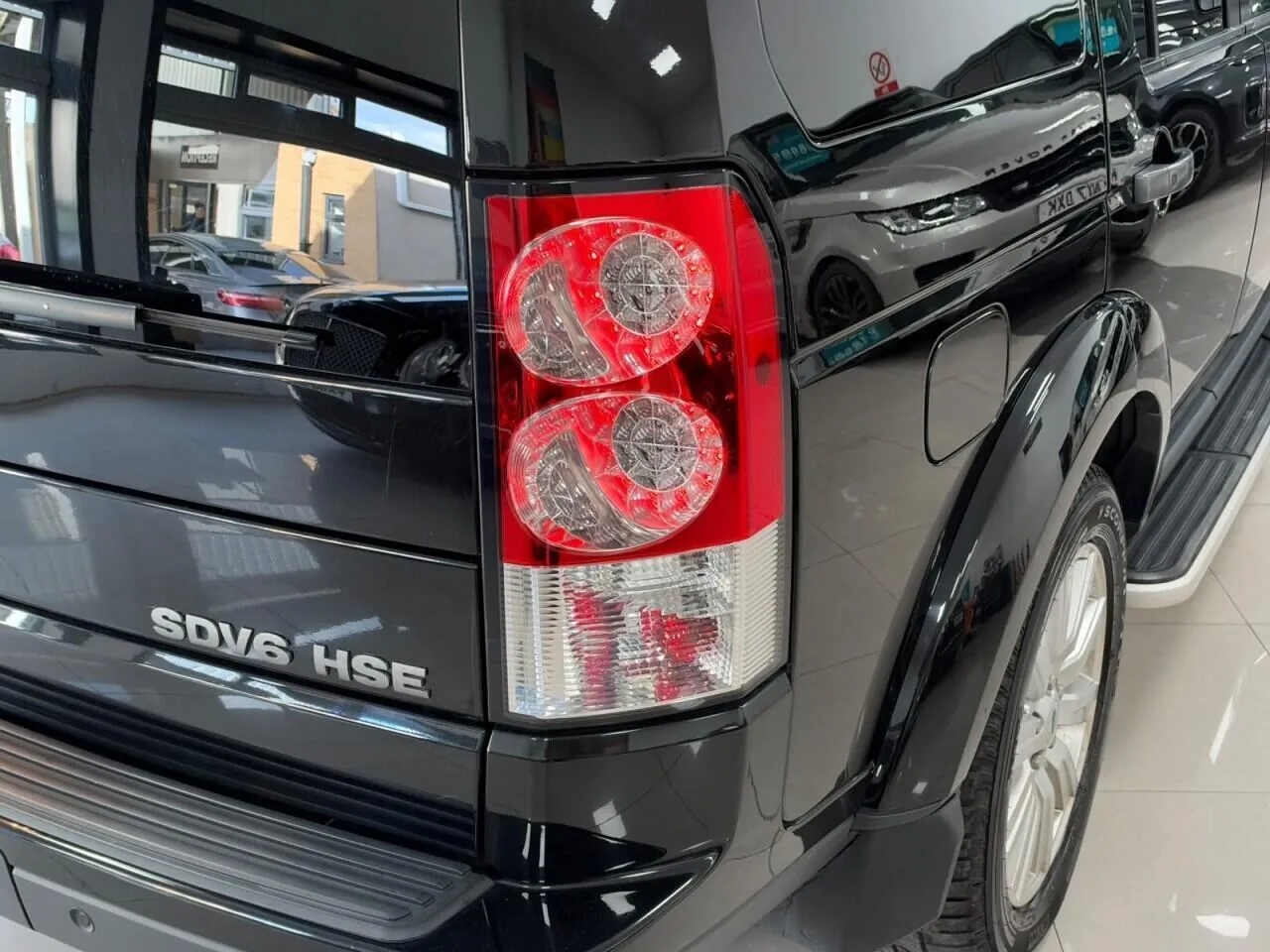 Land Rover Discovery 4 2012 photo 5
