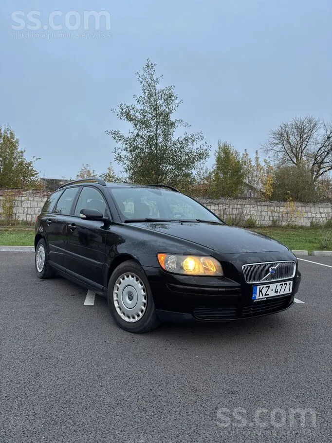 Volvo V50