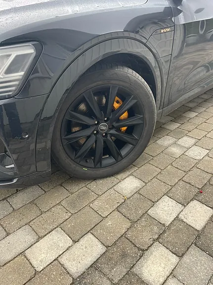 Audi E-Tron 2021 photo 4