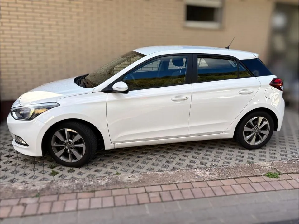 Hyundai I20