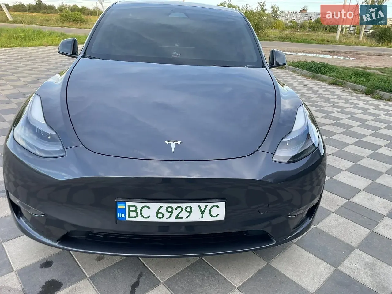 Tesla Model Y 2024 photo 5