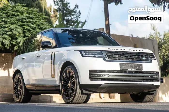 Land Rover Range Rover Vogue 2024 photo 3