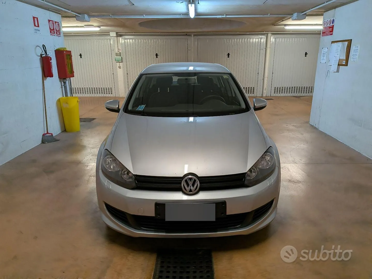 Volkswagen Golf 2011 photo 2