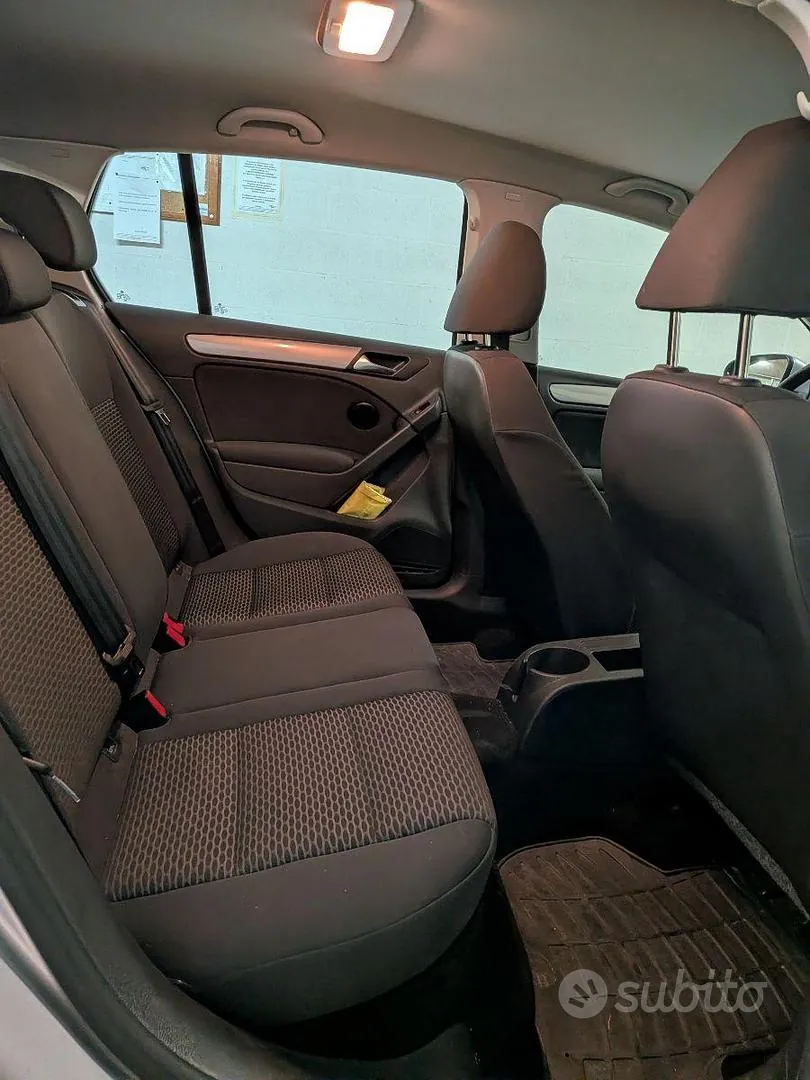 Volkswagen Golf 2011 photo 5