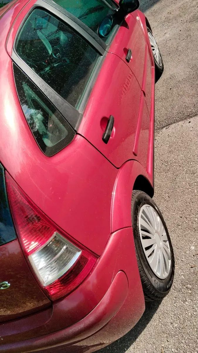 Citroen C3 2008 photo 3