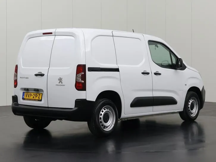 Peugeot Partner 2023 photo 2