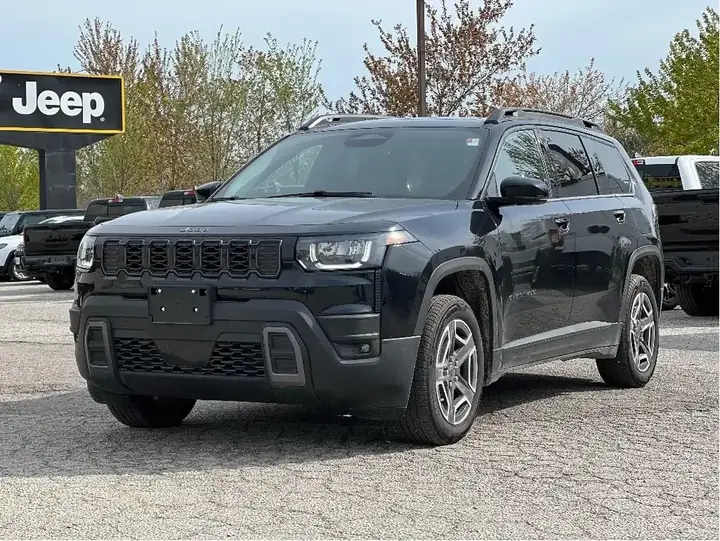 Jeep Cherokee 2026 photo 2
