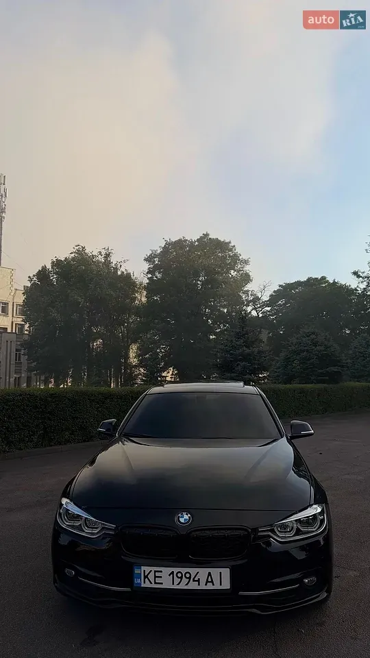 BMW 3 Series 2016 photo 4