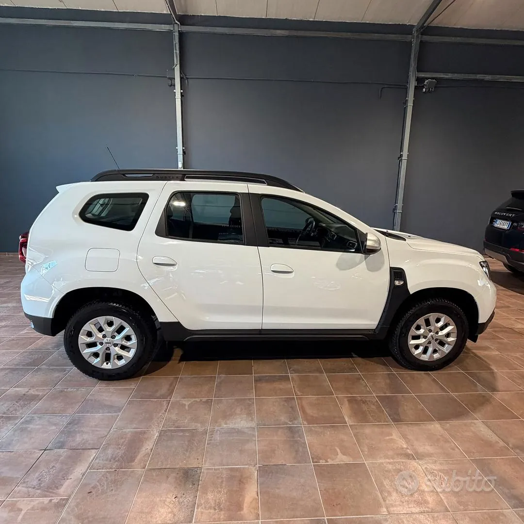 Dacia Duster 2023 photo 2