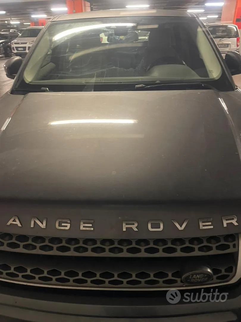 Land Rover Range Rover Evoque 2018 photo 2