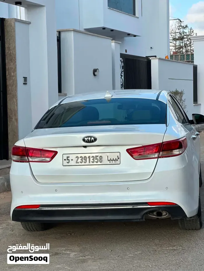 Kia Optima 2018 photo 2