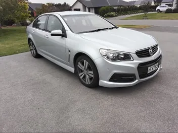 Holden Commodore 2014 photo 2