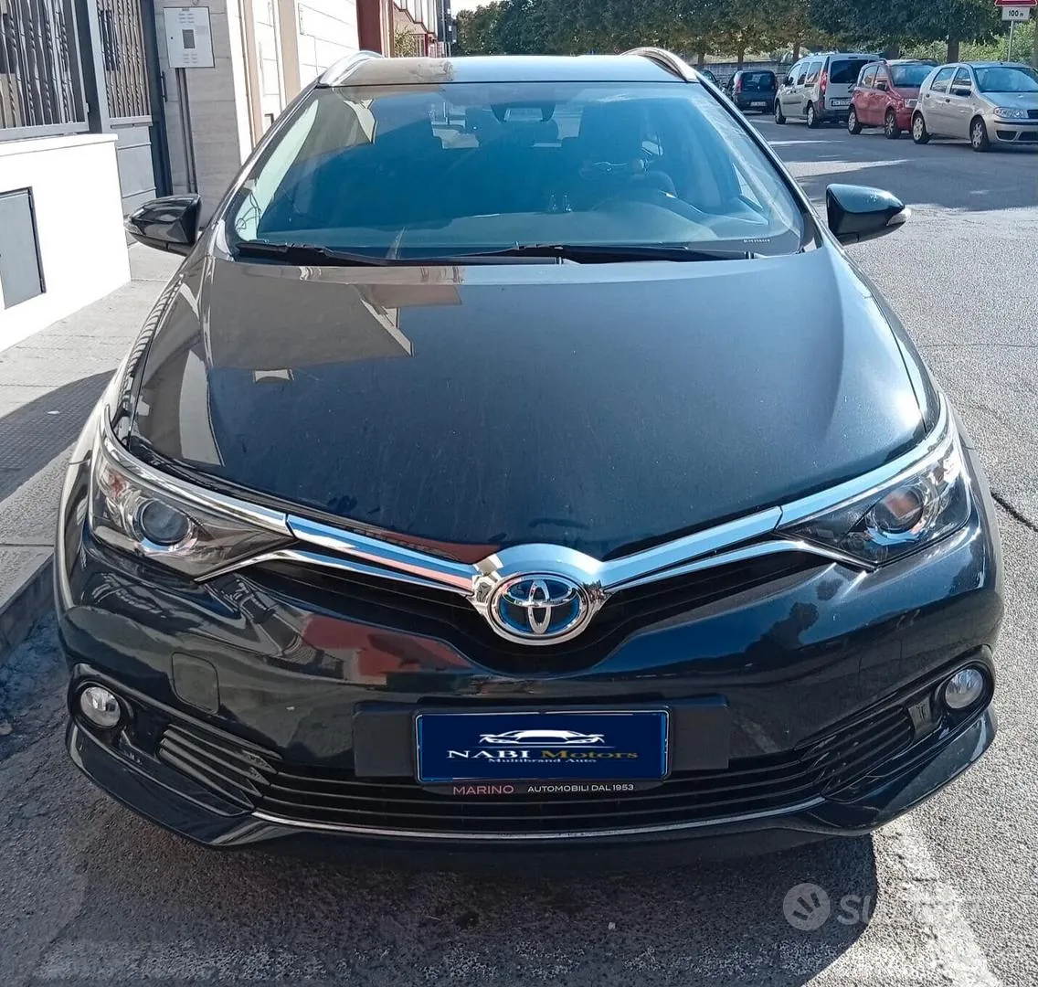 Toyota Auris 2016 photo 2