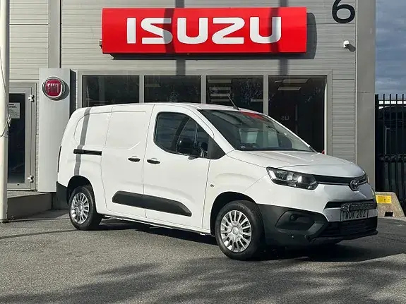 Toyota Proace City 2023 photo 2