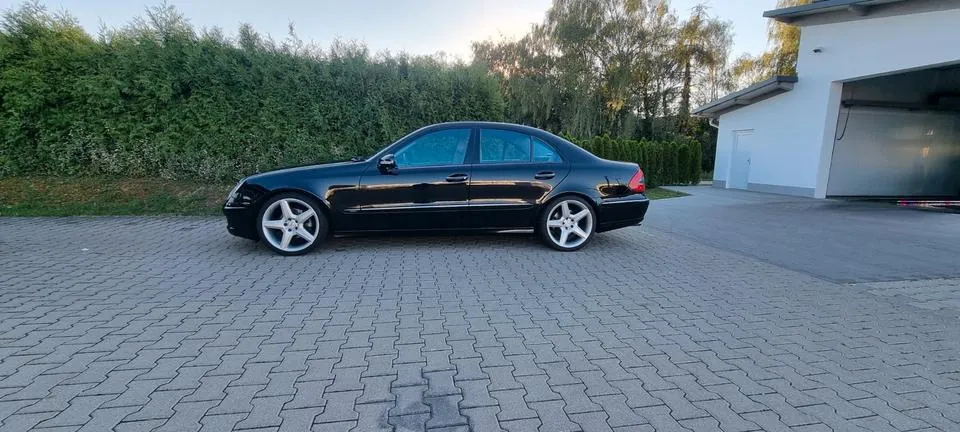 Mercedes-Benz E280 Avantgarde