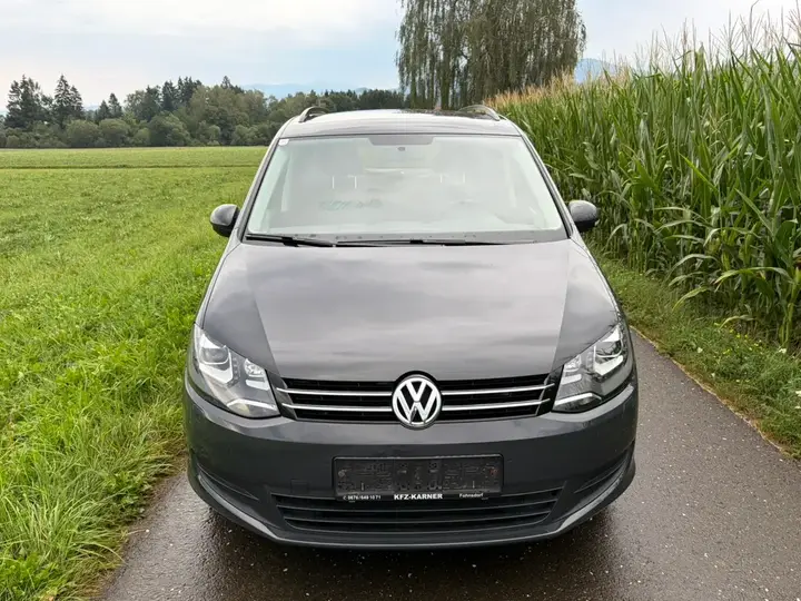 Volkswagen Sharan 2011 photo 2