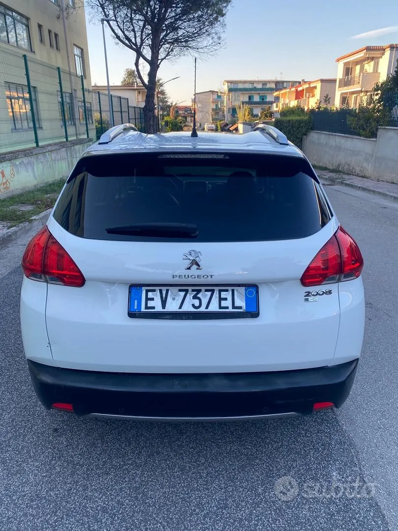 Peugeot 2008 2014 photo 5