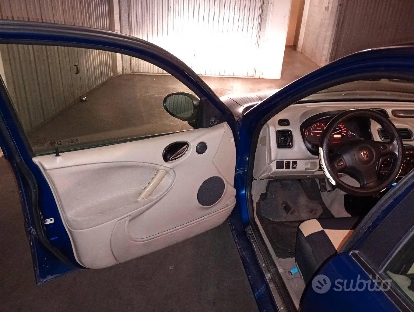 Rover 25 2001 photo 5